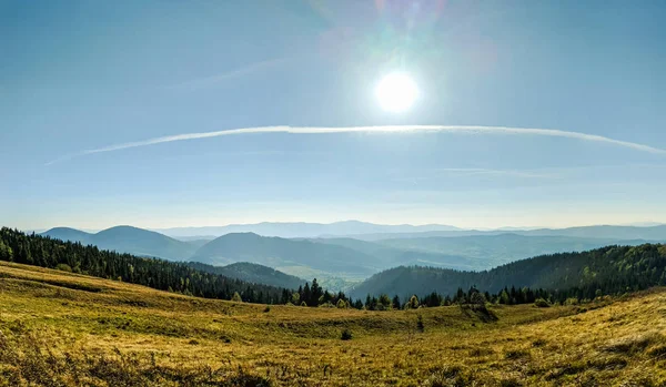 Montagnes Des Carpates Par Temps Ensoleillé Automne — Photo