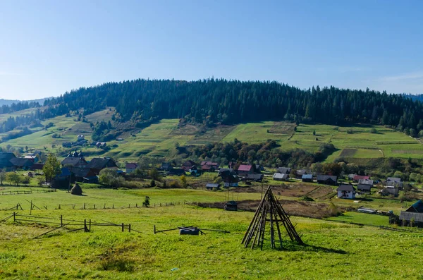 Carpathian Mountains Sunny Day Autumn Season — Stock Photo, Image