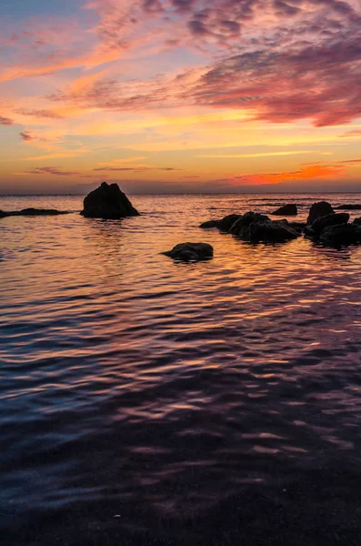 Odesa içinde deniz manzarası gündoğumu sonbahar sezonu sırasında