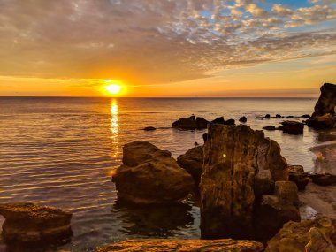 Odesa içinde deniz manzarası gündoğumu sonbahar sezonu sırasında