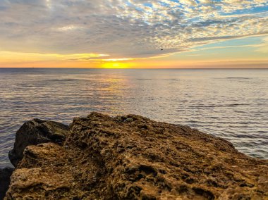 Odesa içinde deniz manzarası gündoğumu sonbahar sezonu sırasında