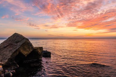 Odesa içinde deniz manzarası gündoğumu sonbahar sezonu sırasında