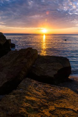 Odesa içinde deniz manzarası gündoğumu sonbahar sezonu sırasında