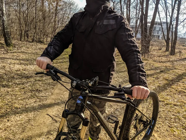 Mtb Bisiklet Bahar Sezonu Izinde — Stok fotoğraf