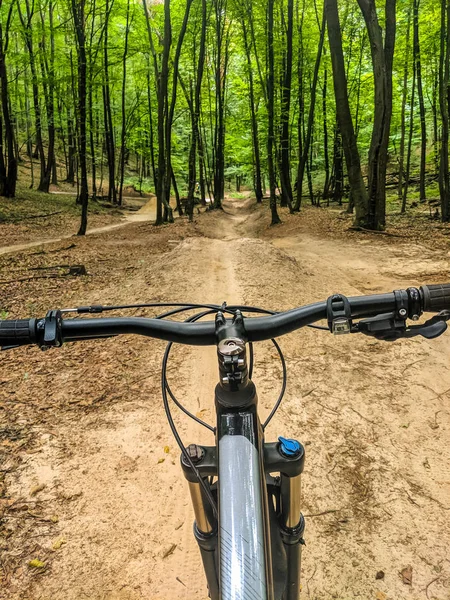 Rower Mtb Szlaku Sezonie Wiosna — Zdjęcie stockowe