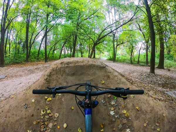 Mtb Fahrrad Auf Den Wegen Der Herbstsaison — Stockfoto