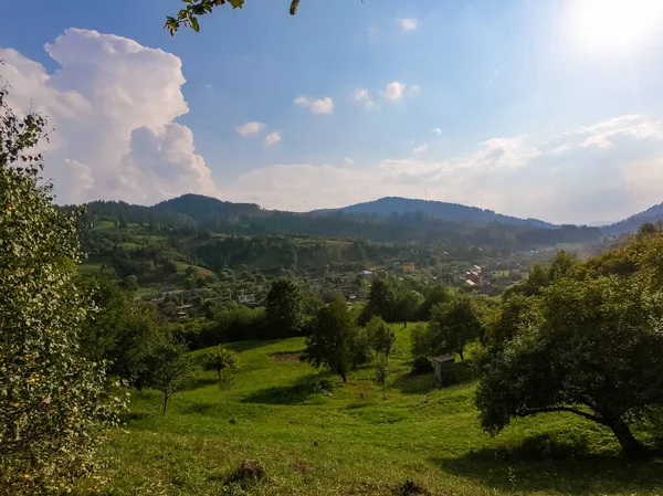 Karpaten Landschaft Der Herbstsaison Sonnigen Tag — Stockfoto