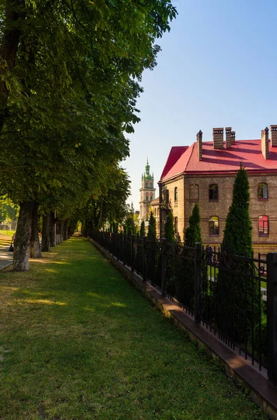 Lviv City Old Architecture Την Εποχή Του Φθινοπώρου — Φωτογραφία Αρχείου