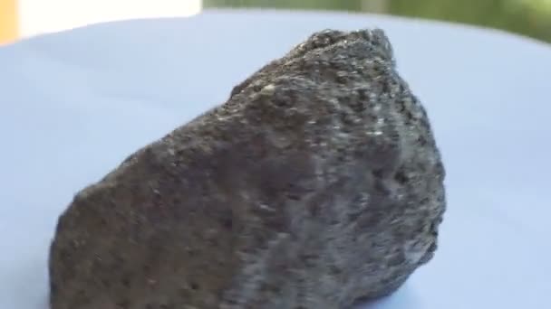 銅の礫の地質学的サンプルの表示 — ストック動画