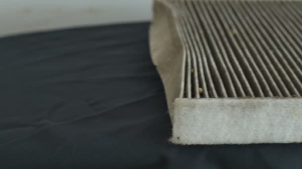 Вид Пыльный Старый Фильтр Салона Автомобиля — стоковое видео