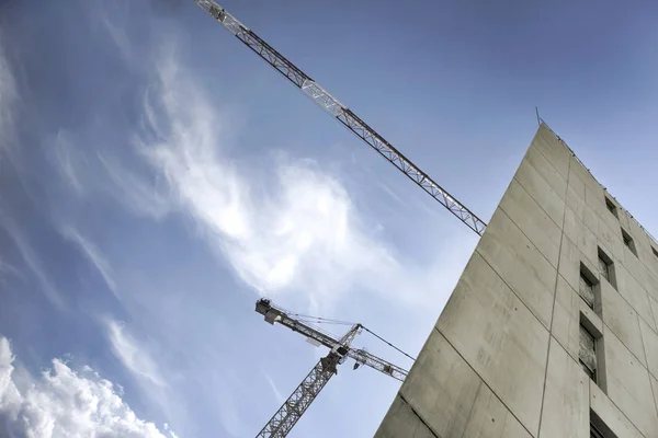 Cranes Concrete Building Construction Site — Stock Photo, Image