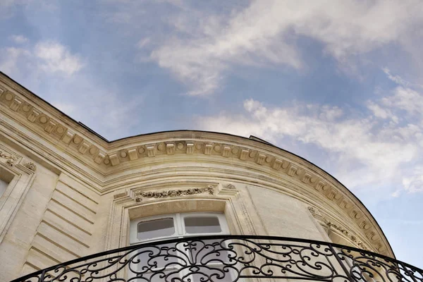 Wrought Iron Balcony Stoned Facade — Stock Photo, Image