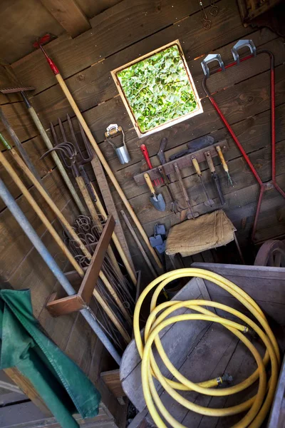 Tools of the gardener — Stock Photo, Image