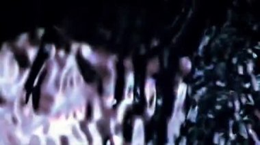 Serin ve ferahlatıcı su dalgaları - yakın çekim