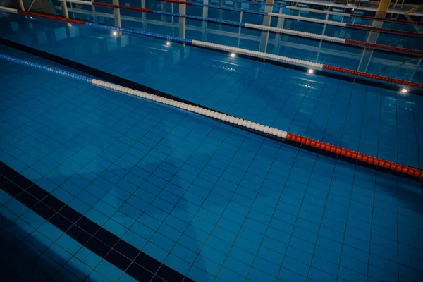 Piscina Competición Cubierta Con Carriles Natación — Foto de Stock