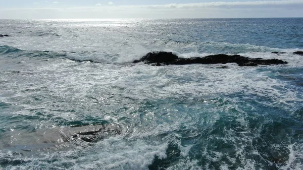 Deniz Göğü Yeryüzü Bir Araya Gelerek Harika Bir Manzara Oluşturur — Stok fotoğraf