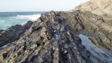 Dağlardan ve kayalıklardan Atlantik kıyısına