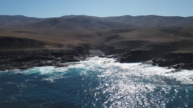 Dağlardan ve kayalıklardan Atlantik kıyısına