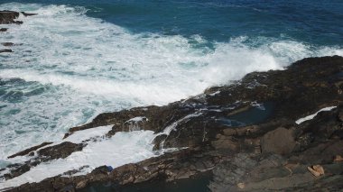 Dağlardan ve kayalıklardan Atlantik kıyısına