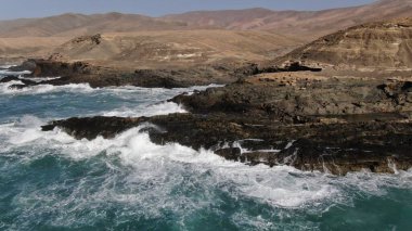 Kara ve hava bir araya gelir ve bu güzel manzaraları oluşturur.