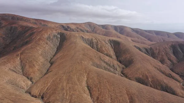 Güzel Şekil Renkleri Olan Çöl Dağları — Stok fotoğraf