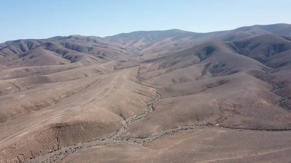 形状和颜色美丽的沙漠山脉 — 图库照片