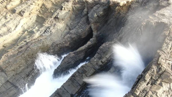 Puesta Sol Desde Los Acantilados Contemplando Fuerza Del Mar Las —  Fotos de Stock