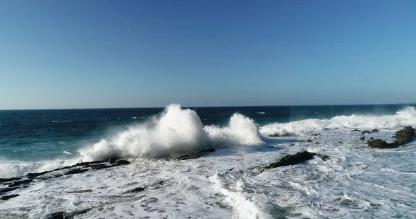 Puesta Sol Desde Los Acantilados Contemplando Fuerza Del Mar Las —  Fotos de Stock