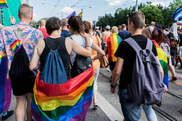 Parejas Lesbianas Gays Disfrutando Del Festival Del Orgullo —  Fotos de Stock