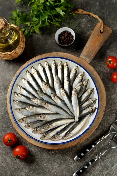 Hemlagad Saltad Skarpsill Saltad Småfisk — Stockfoto