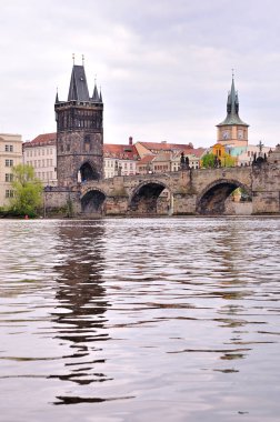 Prag - Charles Köprüsü bulut gökyüzünde, Çek Cumhuriyeti