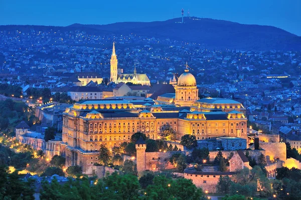 Будапештский Замок Сумерки — стоковое фото