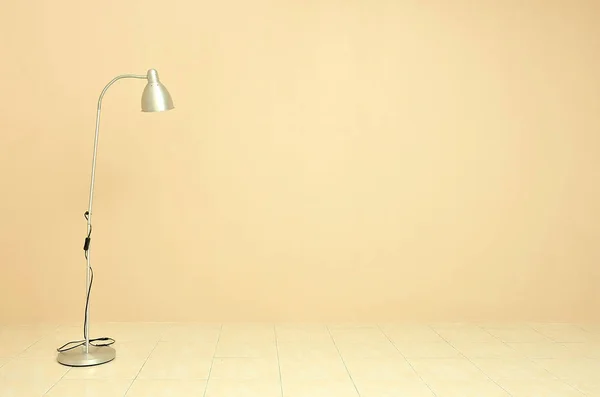 Modern Floor Lamp Light Beige Wall Background Copy Space — Φωτογραφία Αρχείου