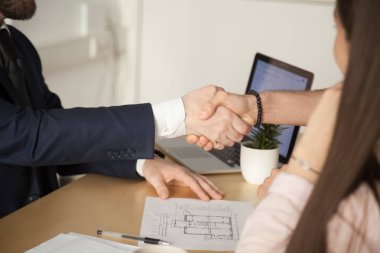Sonra başarılı purchas koca el sıkışma emlakçı yakın çekim