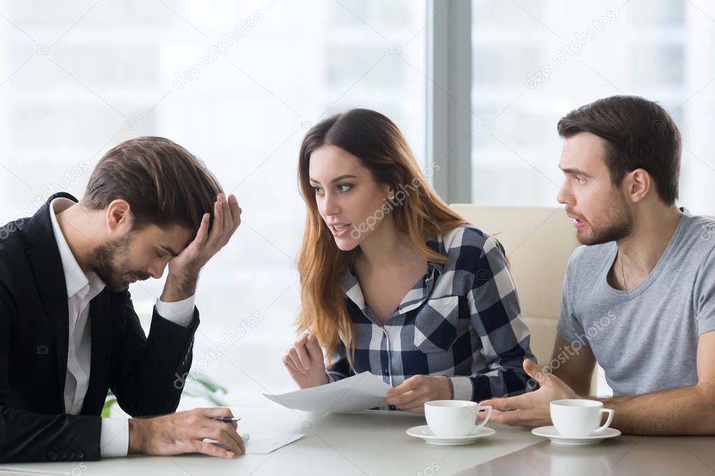 Annoying customers at meeting with realtor, financial advisor