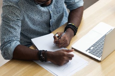 Üst yönetici ofis masası oturma çalışma görüntüle siyah yukarıda