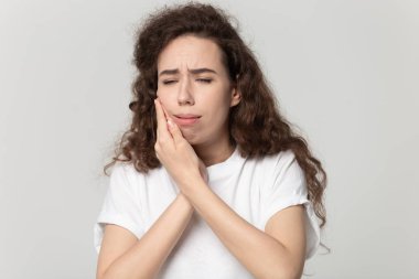 Head shot stüdyo portre kadın diş ağrısı muzdarip