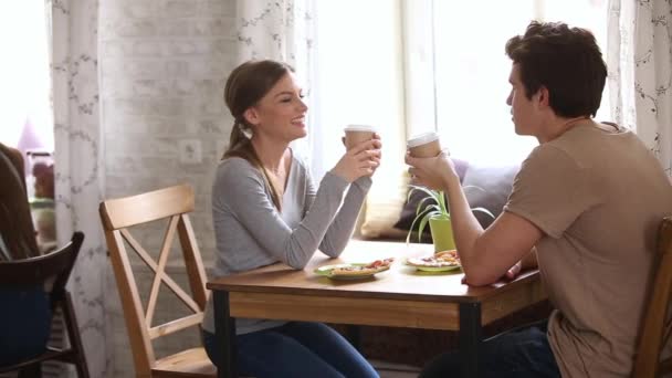Diverse couples sitting in cafe participates in speed dating — Stock Video
