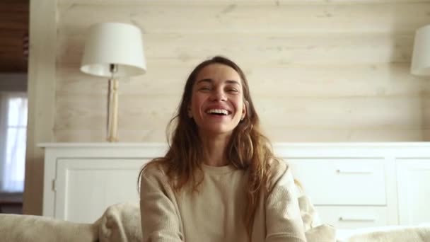 Overjoyed woman make videocall chatting with relatives feels happy — Stock Video