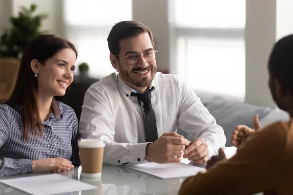 Happy hr managers holding job interview with successful work candidate. — Stock Photo, Image