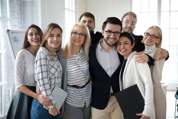 Portrait of emotional positive bonding diverse business people. — Stock Photo, Image