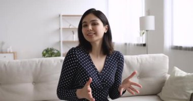Oldukça Vietnamlı etnik kökenli başvuru videolu konferans ile iş görüşmesini geçti