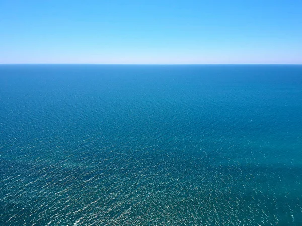 Meereslandschaft Mit Meereshorizont Und Klarem Tiefblauem Himmel Horizontal Lebendige Minimale — Stockfoto
