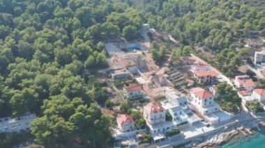 Solta Island beach ve balıkçı havadan görünümü Dalmaçya, Hırvatistan Split güneye orta Dalmaçya adalar mal.