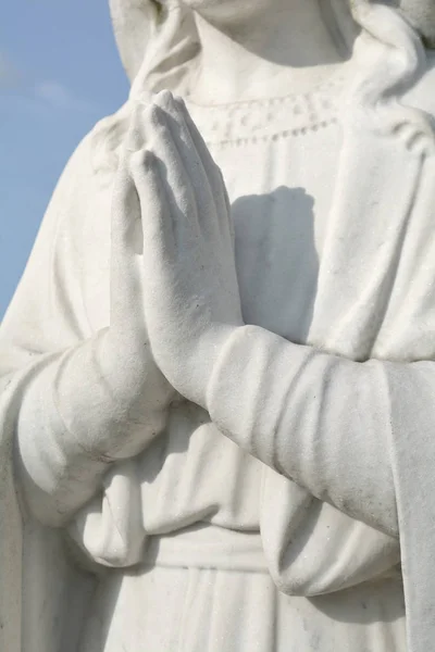 Biddende handen. Zegen handen religieuze symbolische Verenigd te bidden — Stockfoto