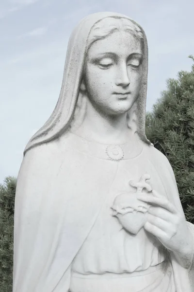 La statue du Cœur de Vierge Marie. Sainte Marie ou Mère de Dieu, Je — Photo