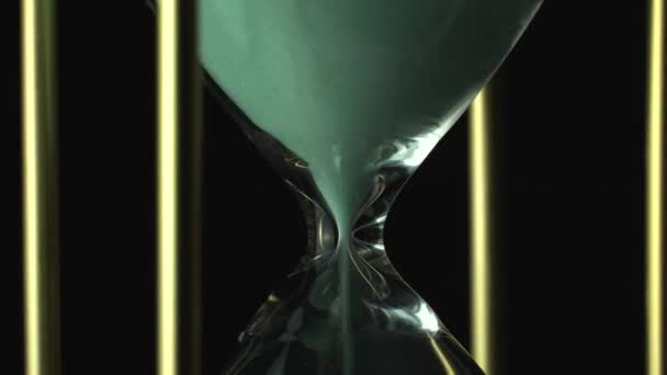 Hourglass Närbild Passerar Tids Koncept Hour Glass Sand Som Rinner — Stockvideo