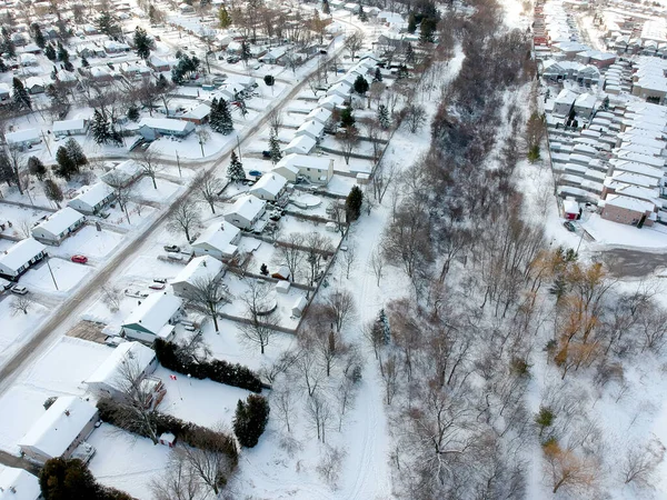 A légi felvétel a város. Bird házak több száz szem su felülnézet — Stock Fotó