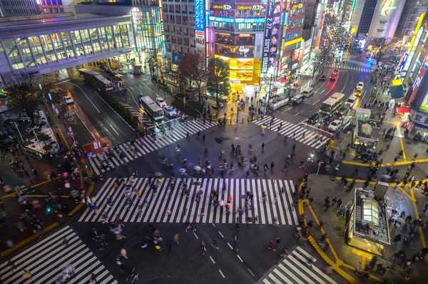 Shibuya traversant Tokyo, Japon très célèbre shopping de mode cent — Photo