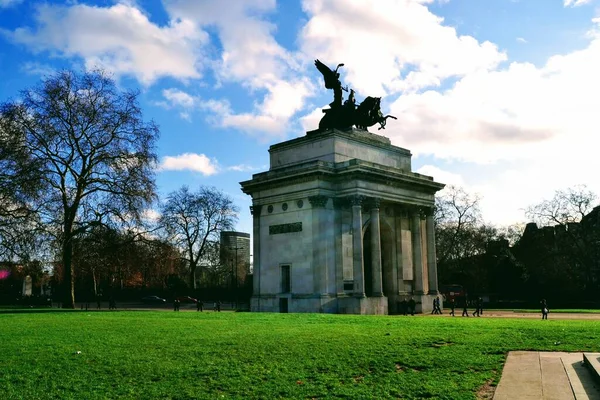 Londra Buckingham Sarayı Nın Önünde Anıtlar Anıtlar Heykeller Birleşik Krallık — Stok fotoğraf